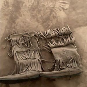 Minnetonka - leather boots